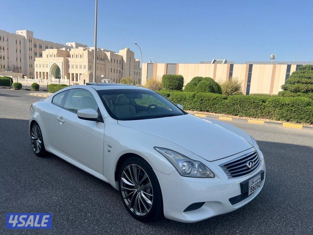 للبيع انفيتني كوبيه Q60S موديل 20160