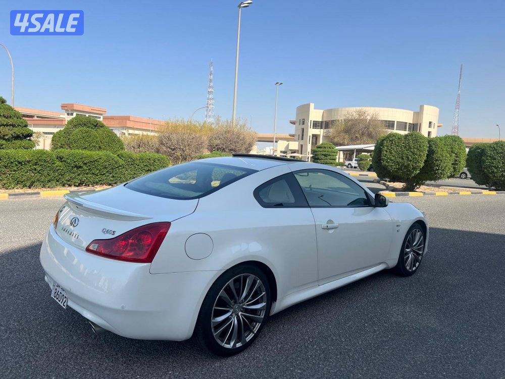 للبيع انفيتني كوبيه Q60S موديل 20163