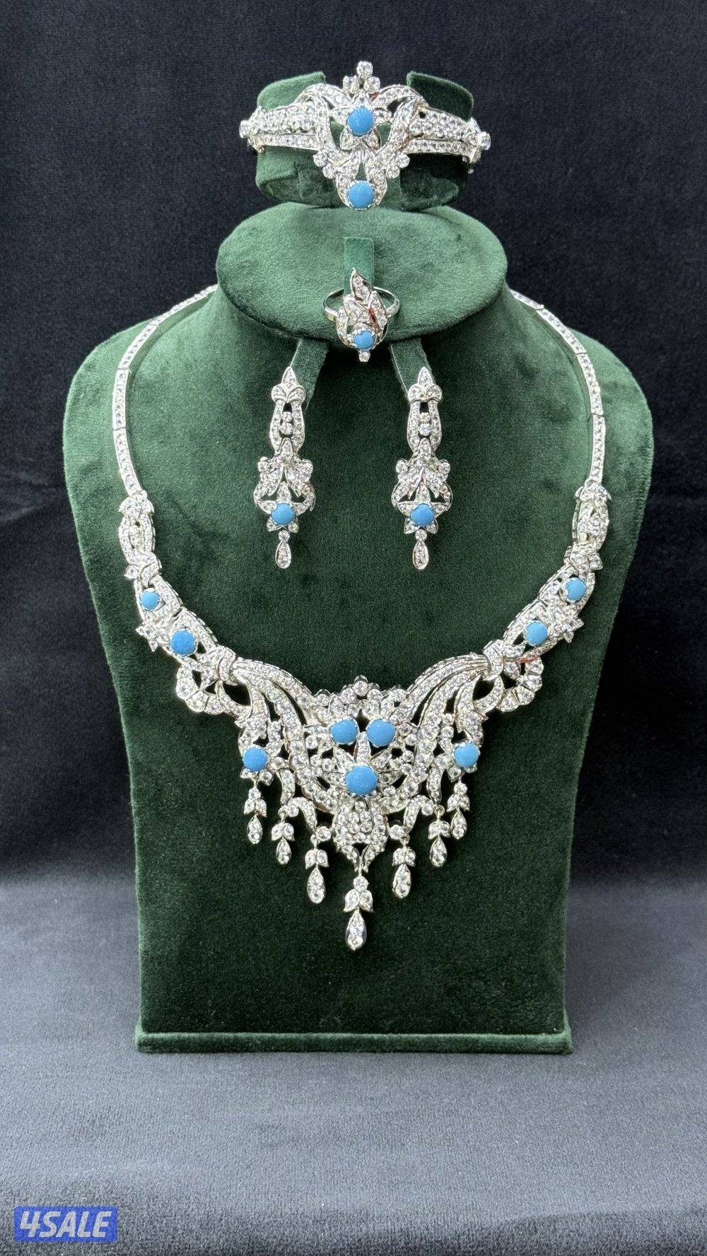 طقم نسائي فضة عيار 925 مطلي بالروديوم – فصوص زركون أبيض6