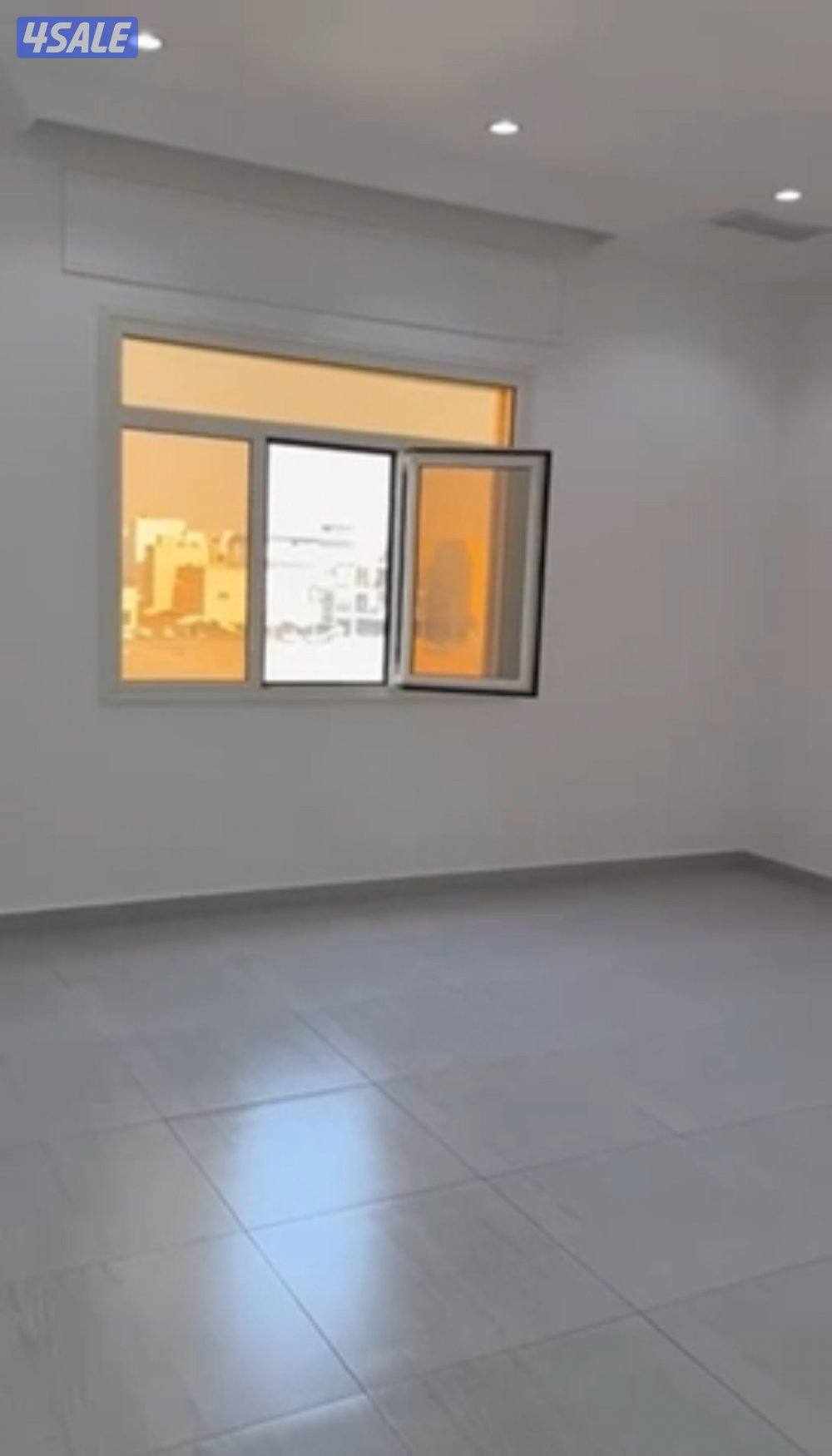 شقه للإجار في صباح الأحمد السكنية قطاع B2