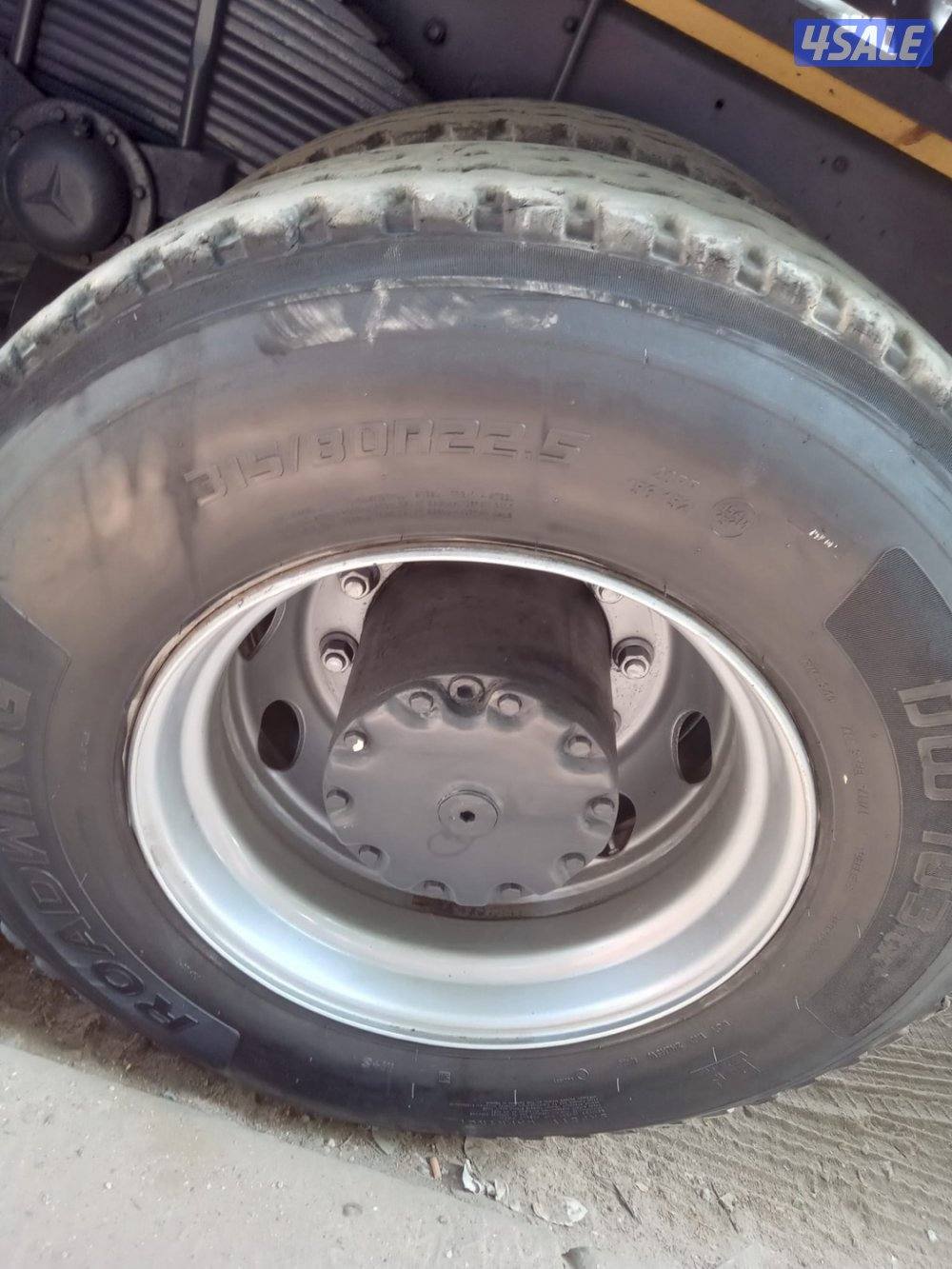 للبيع شاحنه صهريج مياه 24355