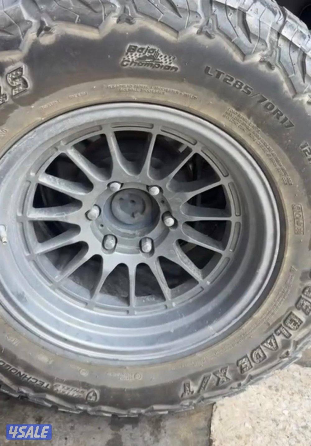 أربع رنقات لينزو حجم ١٧ للبيع0