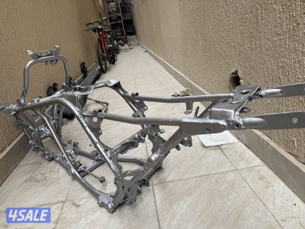 للبيع قطع غيار بانشي9