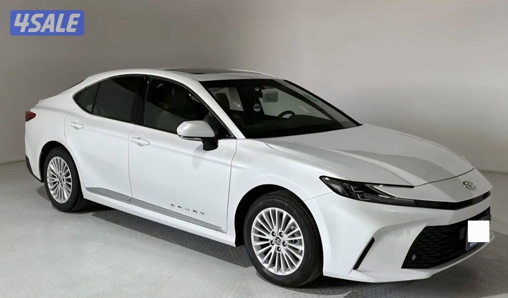 للبيع كامري اصفار 2025 الدرجه الثانيه استلام فوري1