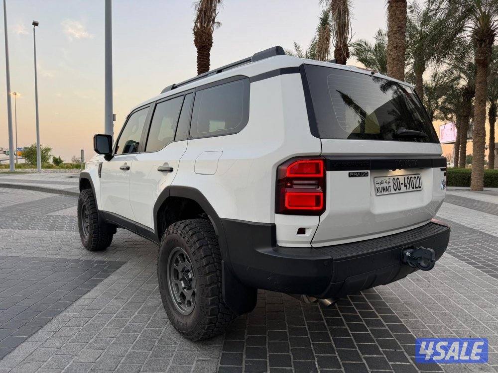 للبيع برادو ٢٠٢٤ مجهز كامل بشركة orp الاغراض مذكوره بالصوره كلها5