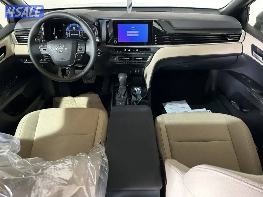 للبيع كامري اصفار 2025 الدرجه الثانيه استلام فوري2