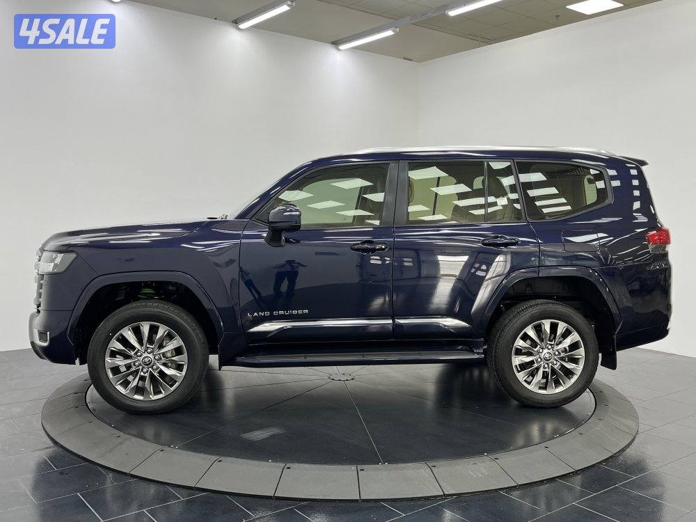 TOYOTA LAND CRUISER 24L3-GXR4AL-LA2