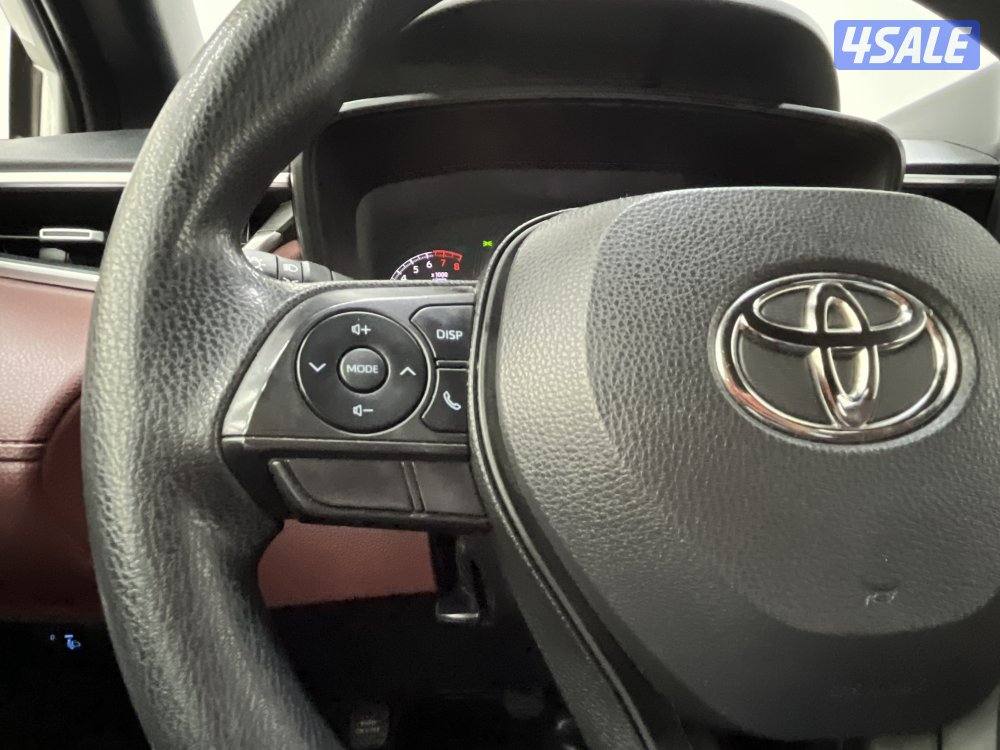 TOYOTA COROLLA 23CSUV-PL_U7