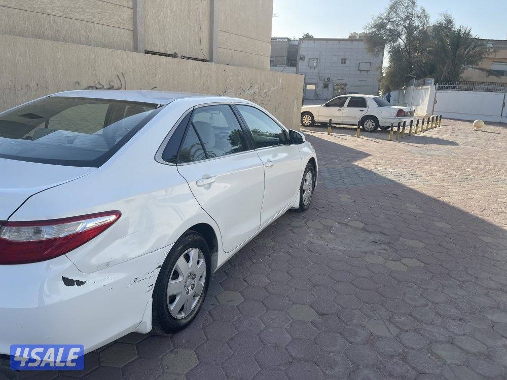 كامري للبيع 2016 فئة عادية1