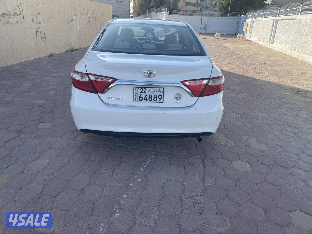 كامري للبيع 2016 فئة عادية2