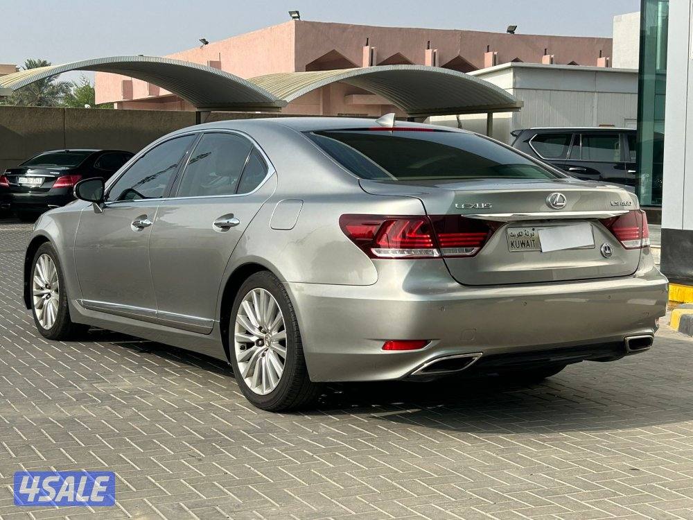 لكزس LS460 عداد 96 الف فقط3