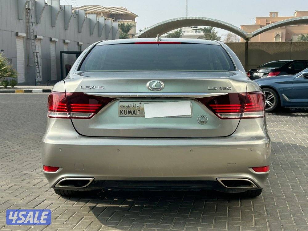 لكزس LS460 عداد 96 الف فقط7