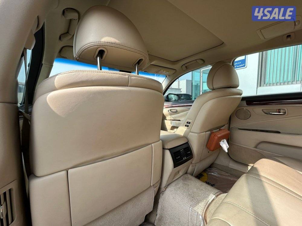لكزس LS460 عداد 96 الف فقط12