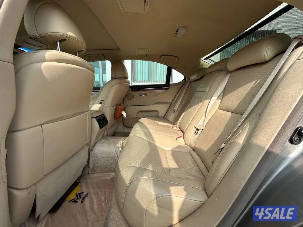 لكزس LS460 عداد 96 الف فقط14