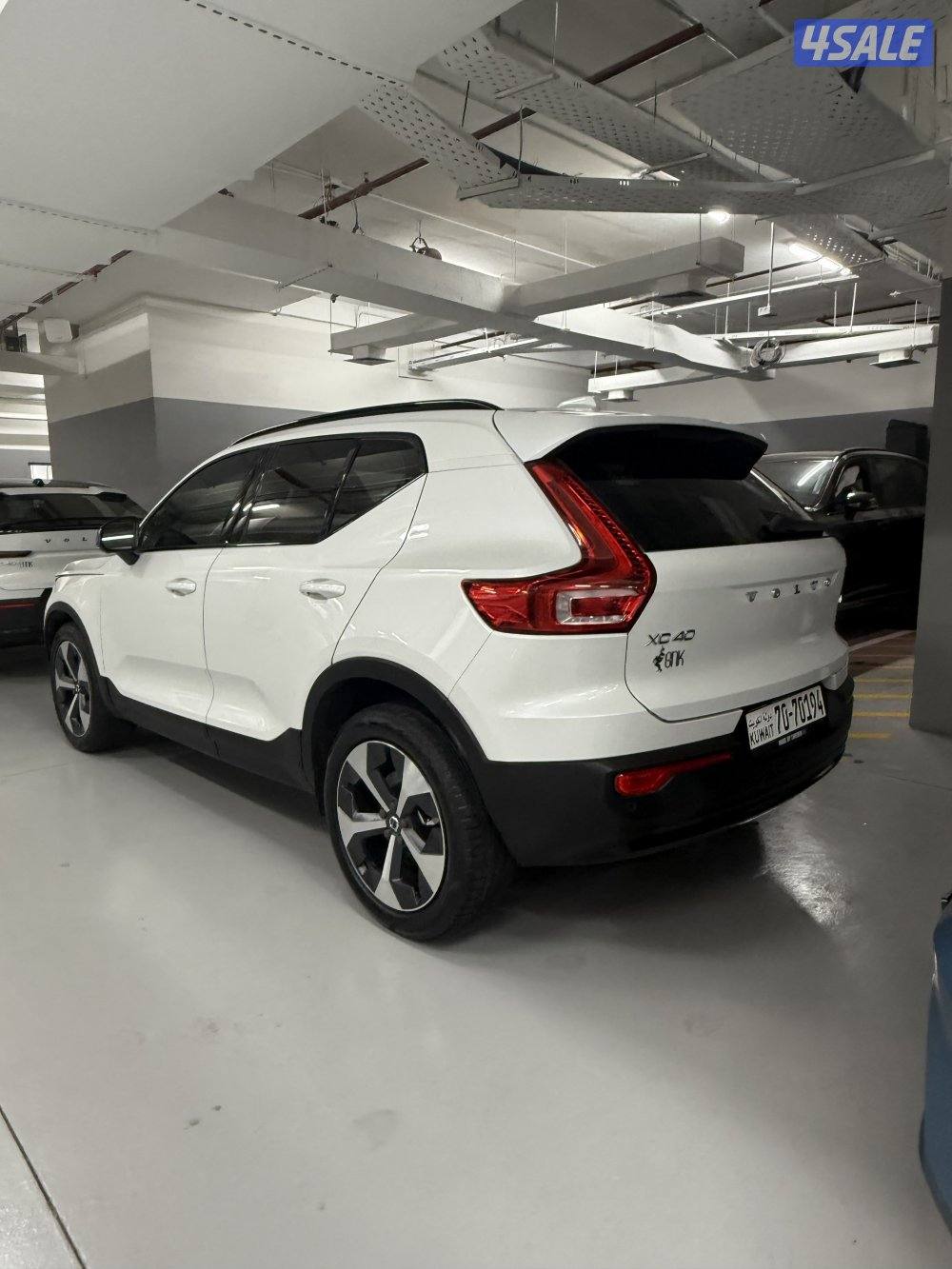 للبيع XC40 20231