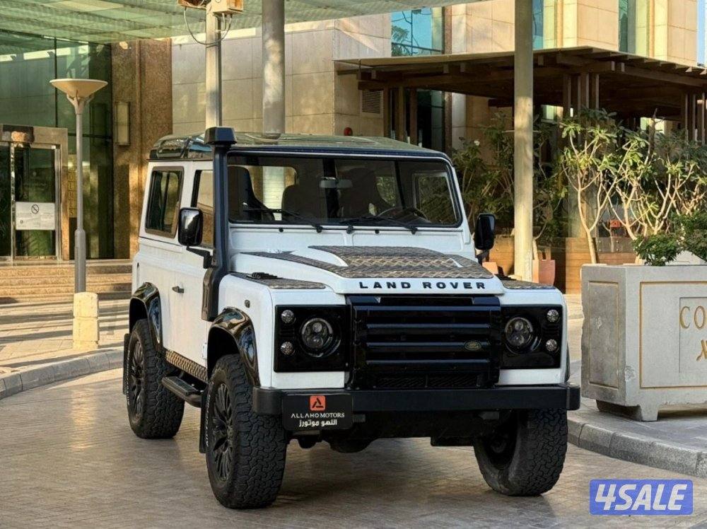 ديفندر90 موديل2013 عداد98الف وارد الغانم سيرفس منتظم بحاله نادروه1