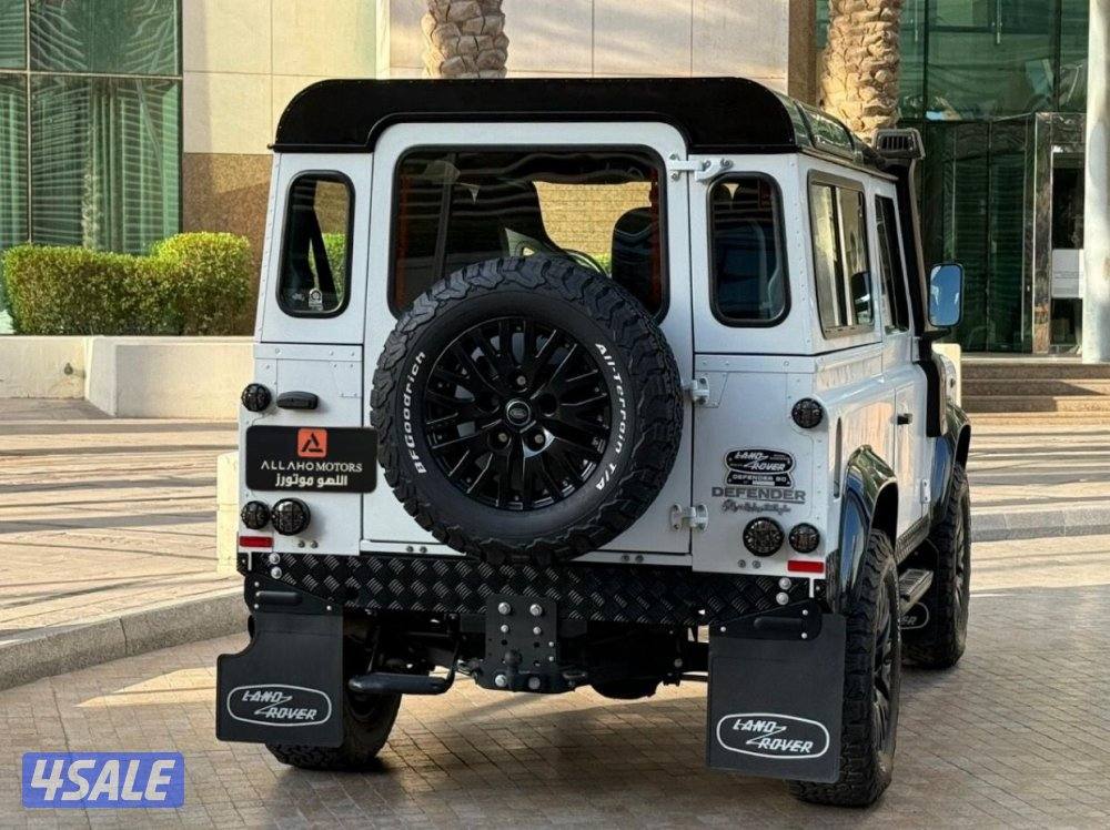 ديفندر90 موديل2013 عداد98الف وارد الغانم سيرفس منتظم بحاله نادروه2