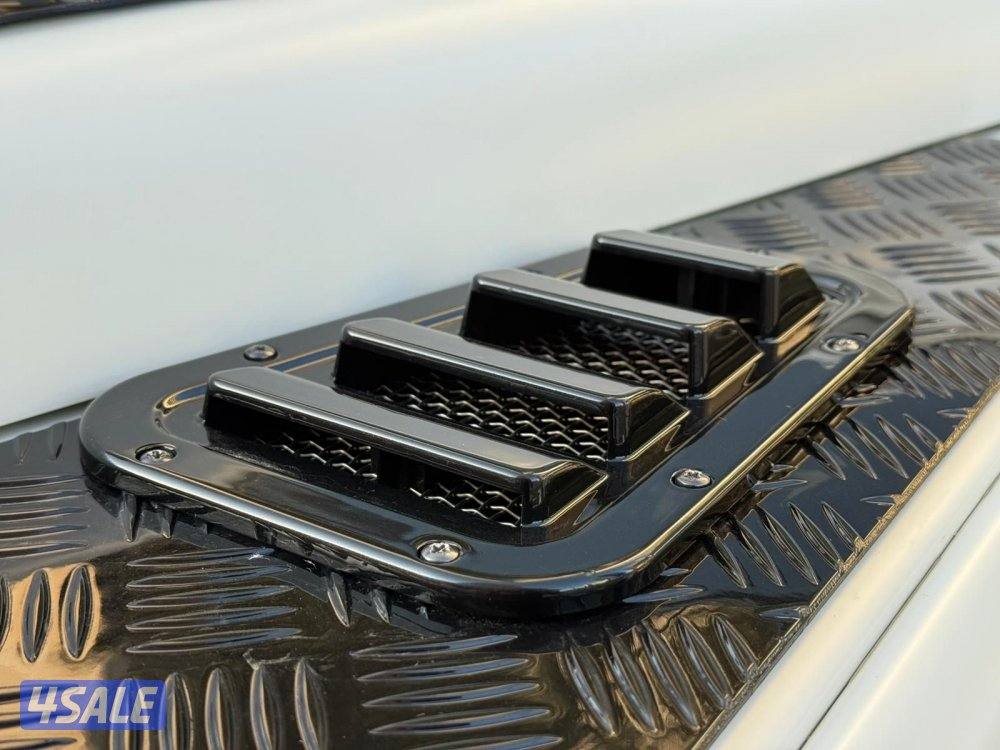 ديفندر90 موديل2013 عداد98الف وارد الغانم سيرفس منتظم بحاله نادروه6