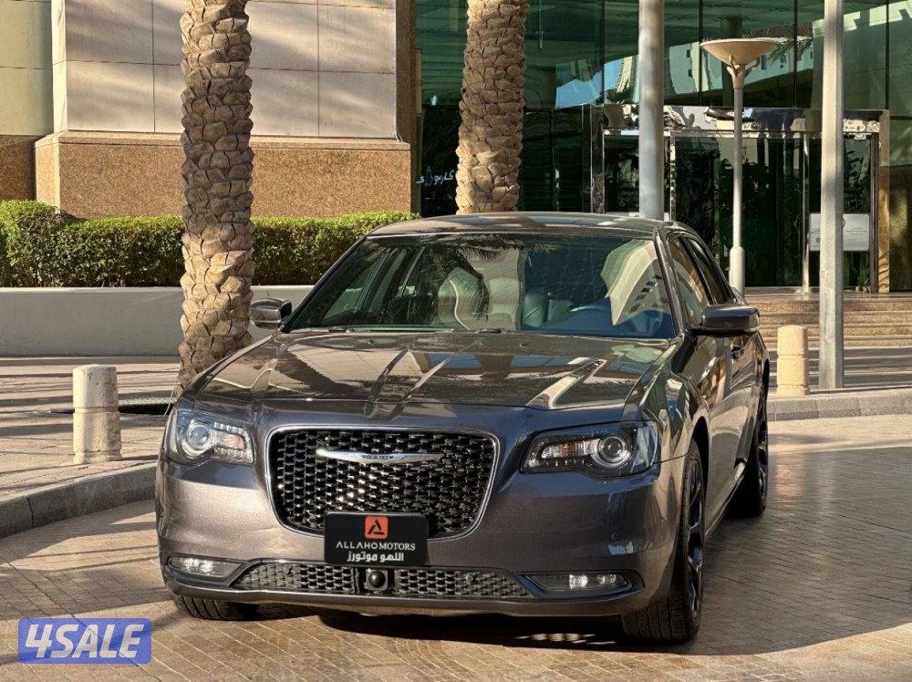 كرايسلرC300 S (اعلى فئه) موديل2021 عداد87الف وارد الملا سيرفس منتظم0