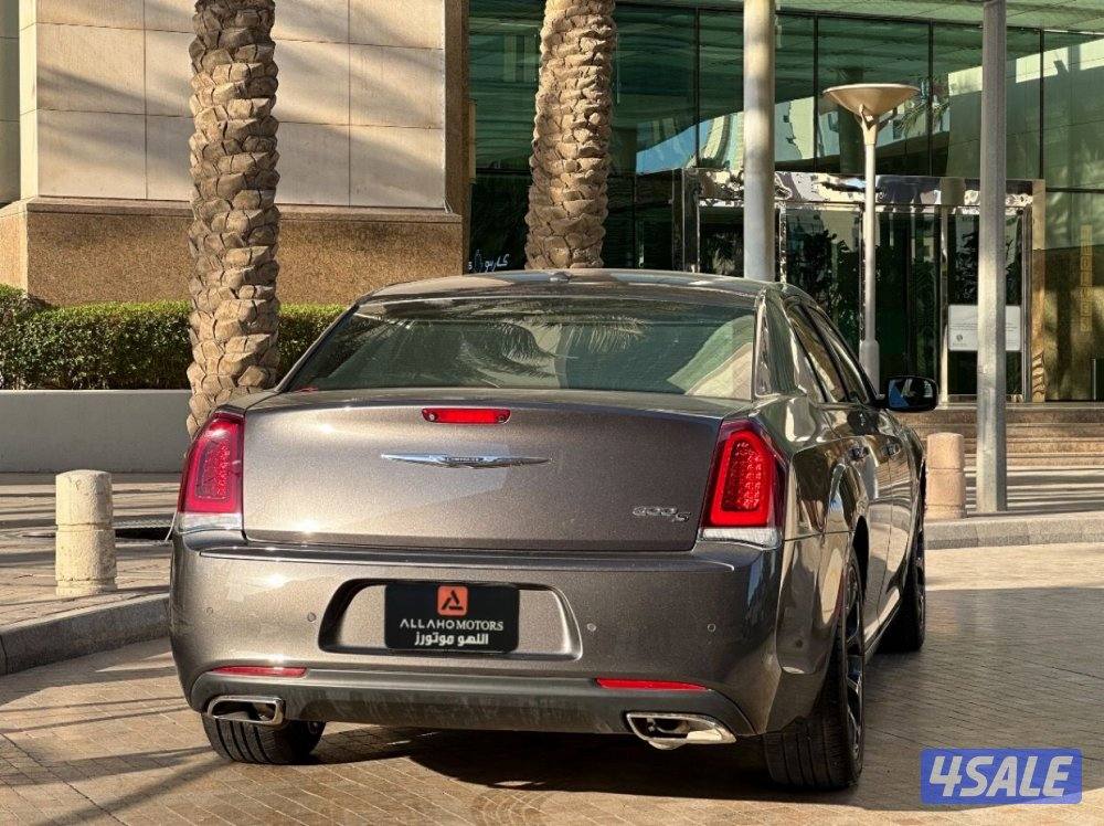 كرايسلرC300 S (اعلى فئه) موديل2021 عداد87الف وارد الملا سيرفس منتظم2