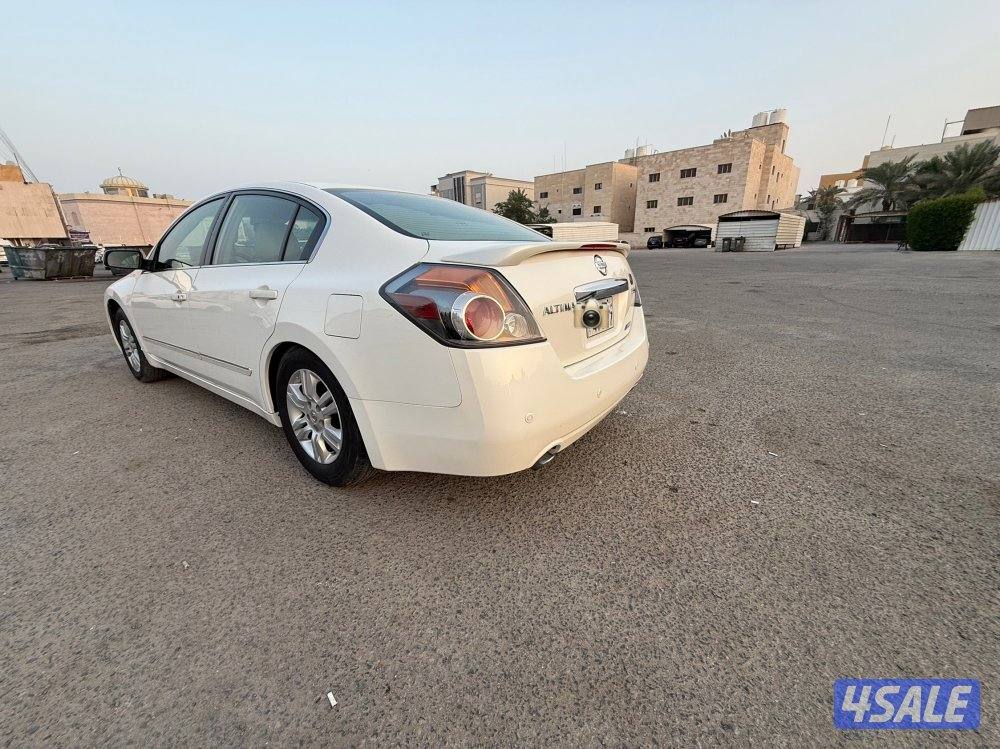 التيما2011 من المالك الاول كامل المواصفات2