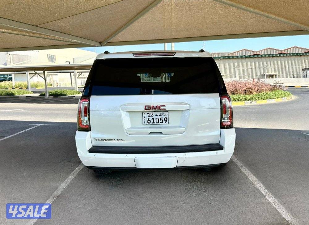 ًGMC يوكن XL SLT - الموديل:2016 - العداد:1965