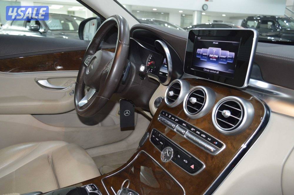 Mercedes-Benz C200 2015 – Good Condition9