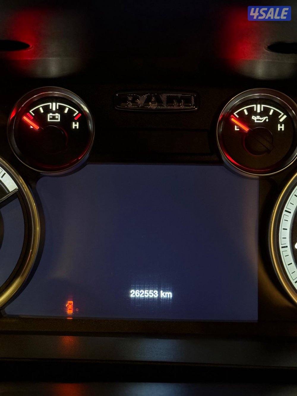 دوج رام كلاسك 15004