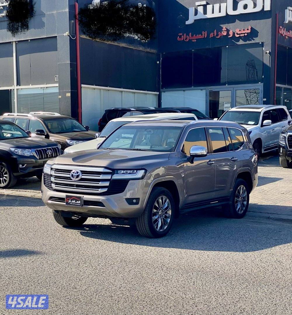 لاند VX الساير موديل 2022 عداد 981