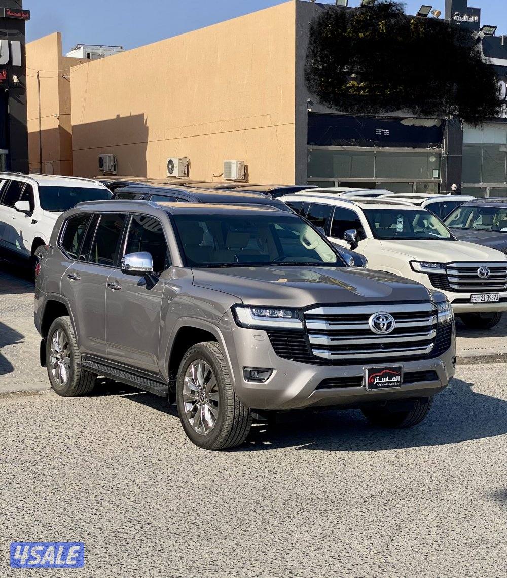 لاند VX الساير موديل 2022 عداد 982