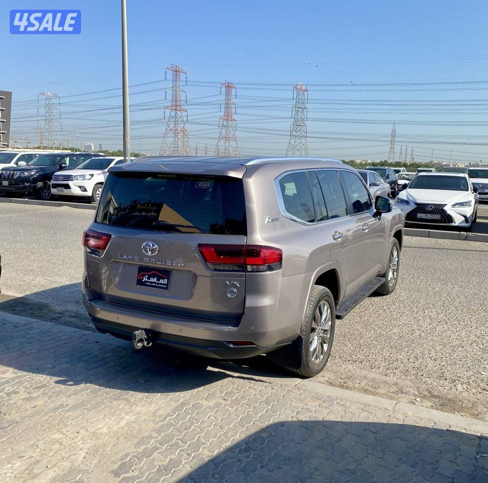 لاند VX الساير موديل 2022 عداد 984