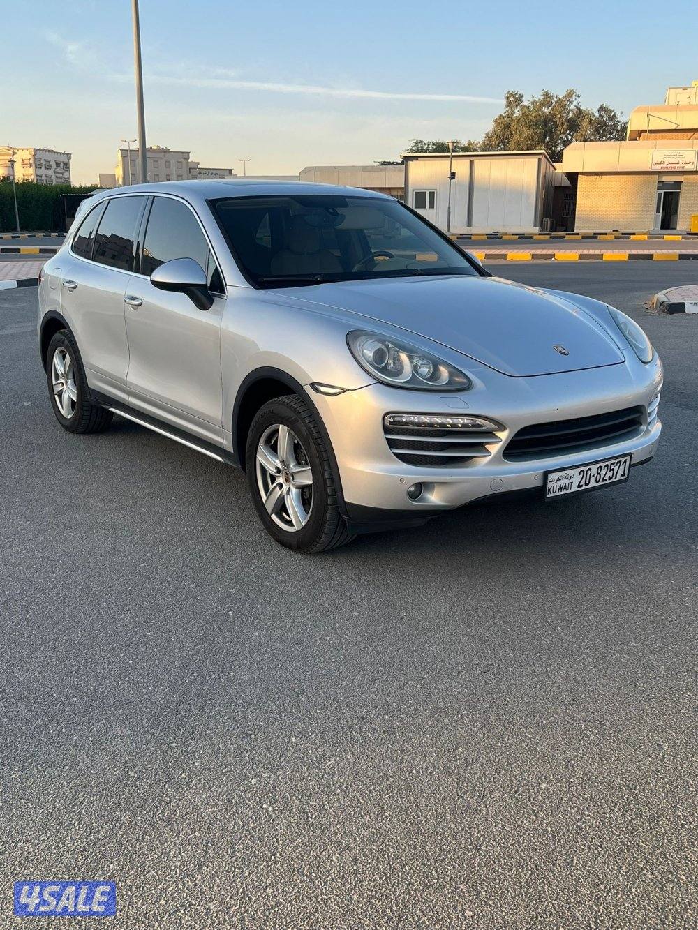 بورش كاين بحاله فوق الممتاز بسعر مناااسب1