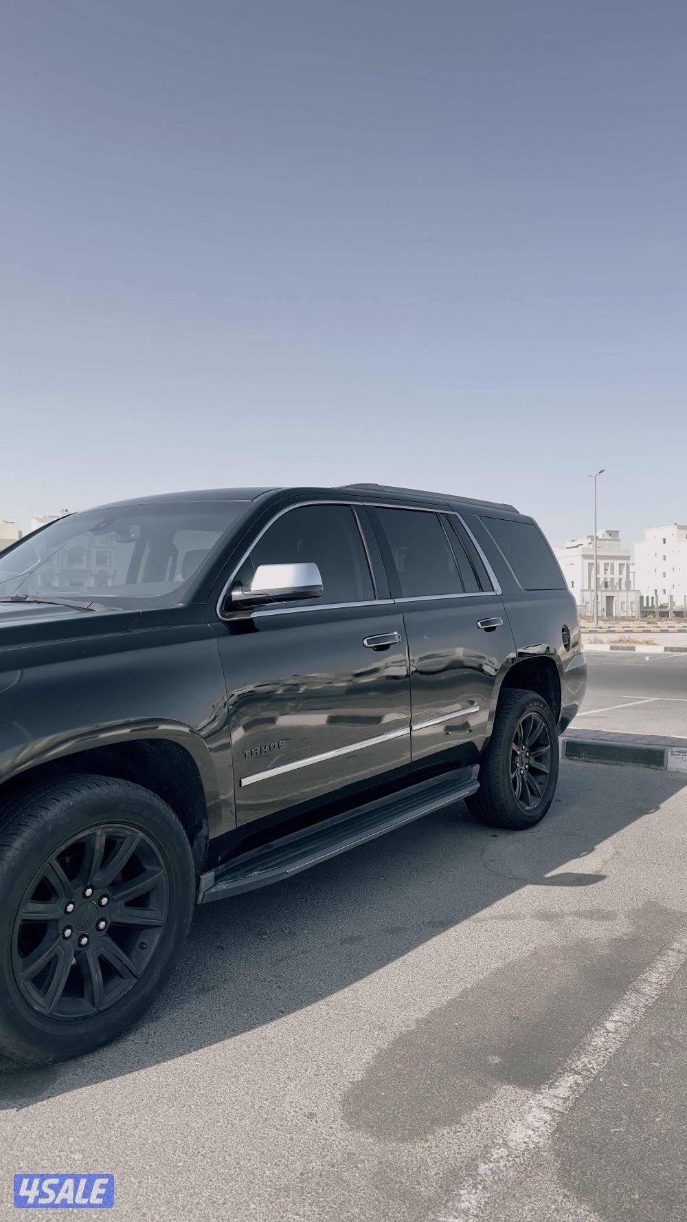 للبيع تاهو 2017 اللون اسود1
