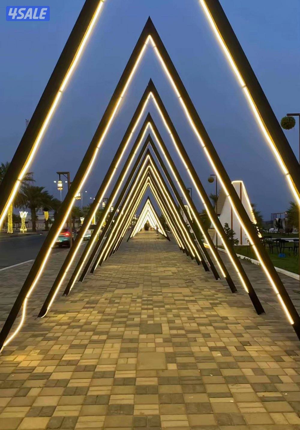 ستاندات حطب وجمل مضيء وجميع الحداده6