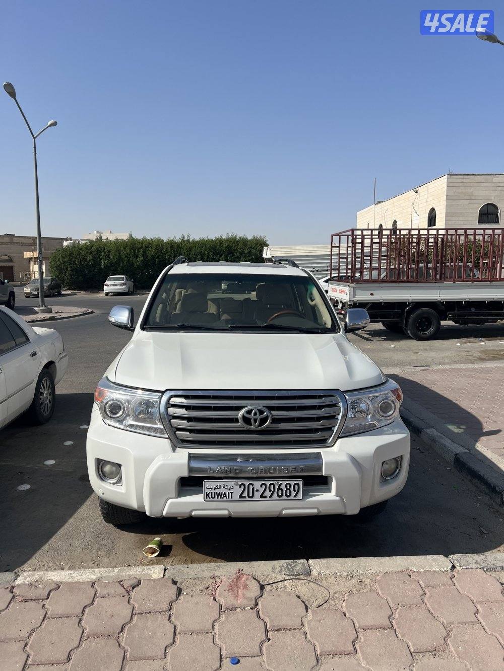 لاند كروزر 20122