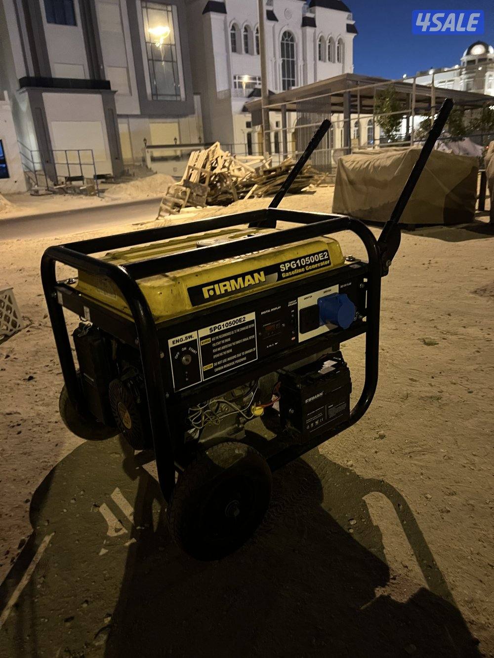 للبيع ماطور كهرباء 10500 قوته وتانكي ماء 1000 جالون .0