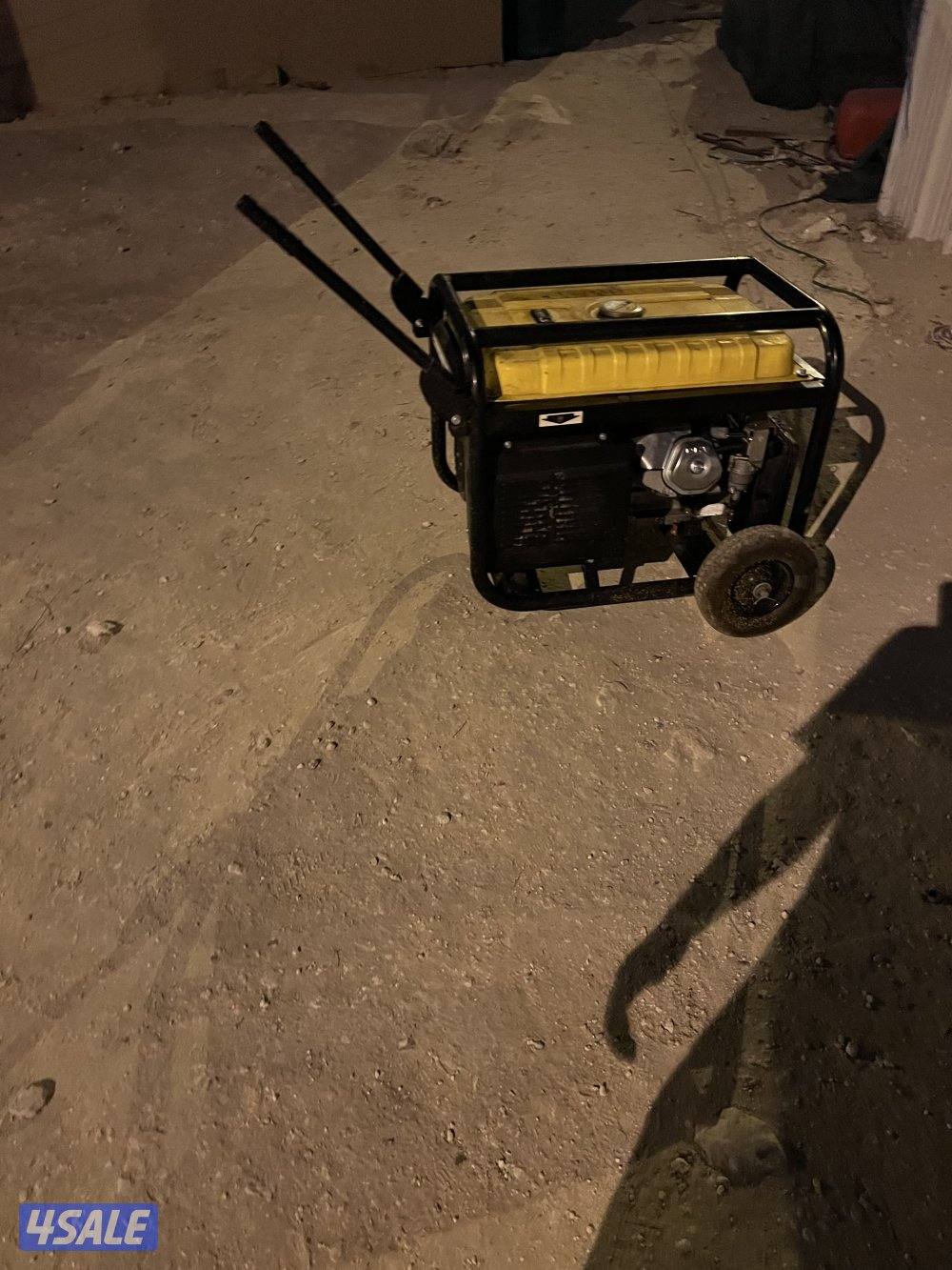 للبيع ماطور كهرباء 10500 قوته وتانكي ماء 1000 جالون .4