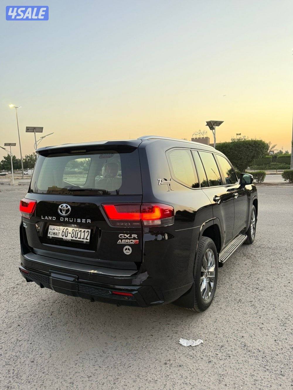 لاند كروز 2022 ايرو S تون تيربو بحاله الوكاله عداد 120 الف4