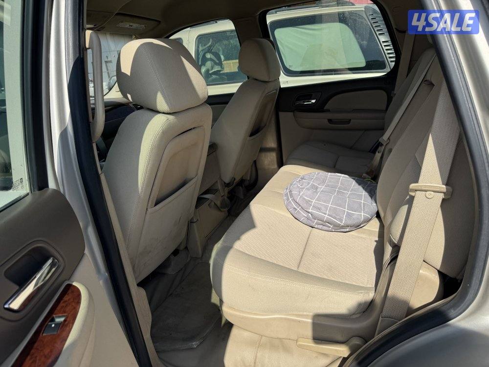 بيع او بدل يوكن 2013 لون ذهبي شرط الفحص3