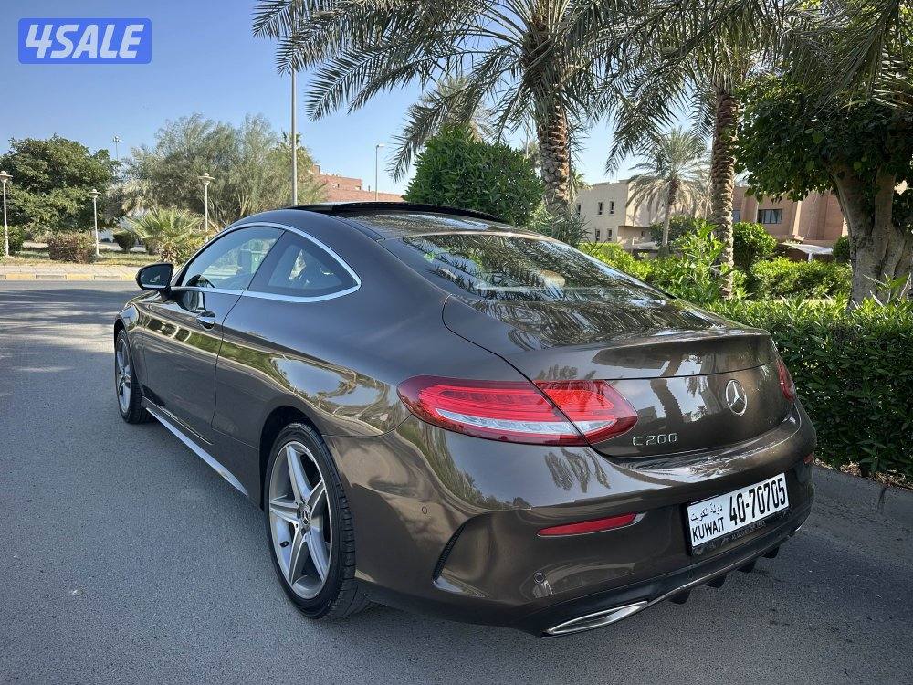 مرسيدس C200 كت AMG موديل 2017 بحاله الوكاله3