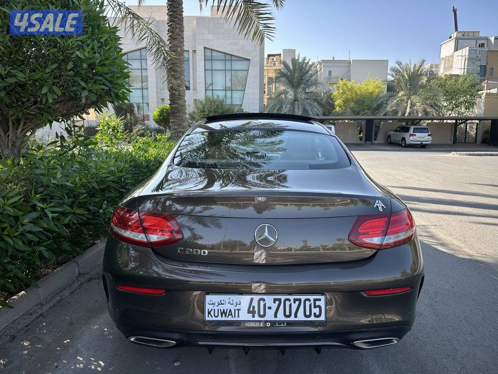 مرسيدس C200 كت AMG موديل 2017 بحاله الوكاله4
