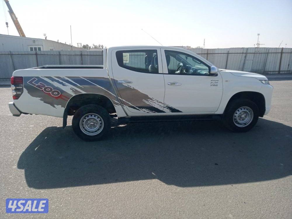 للبيع وانيت متسوبيشي L200 موديل 20232