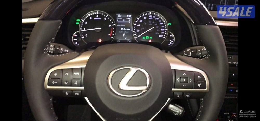 Doctor Driven, well maintained, top of the line Lexus RX 350 for sell.4