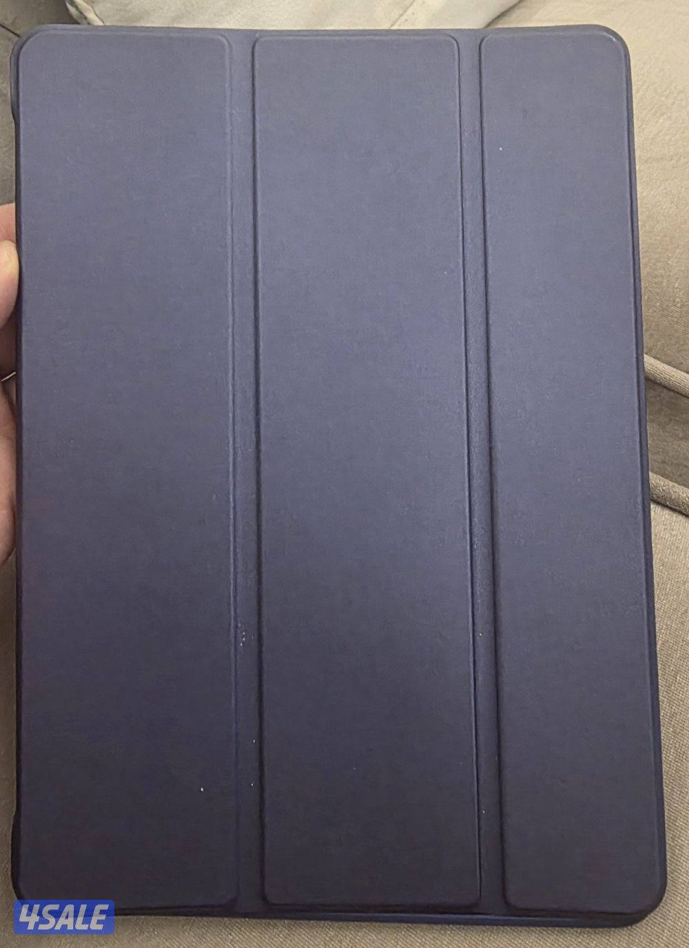 ايباد الجيل السادس..استخدام ممتاز مع غطاء حمايه والكرتون4