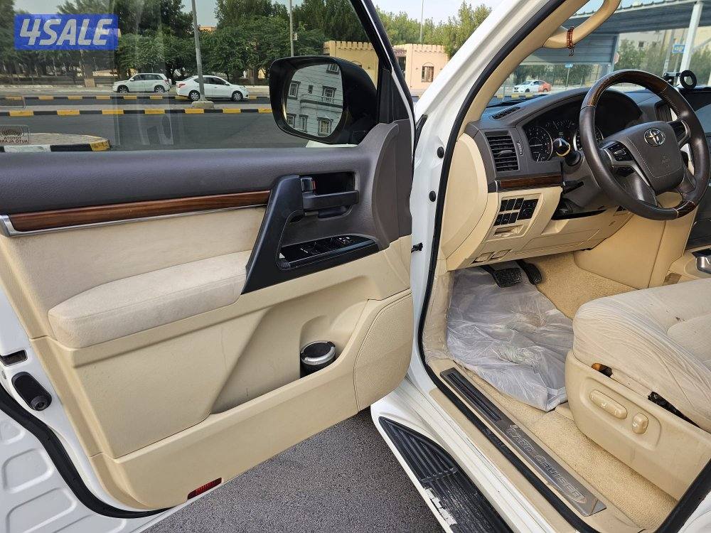 لاند كروز GXR 20177