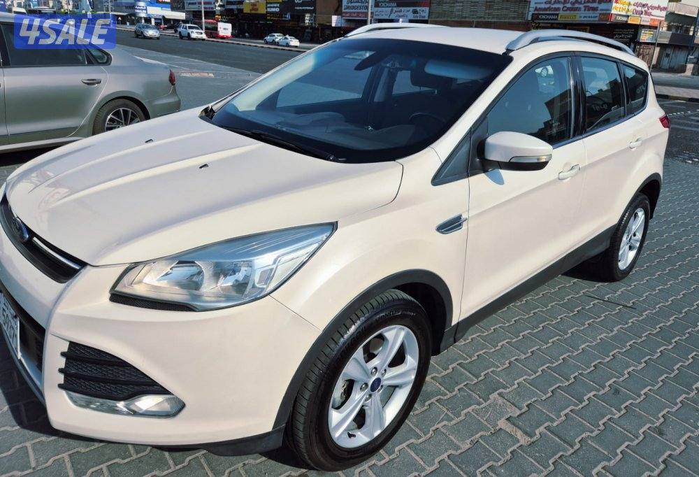 For Sale - Ford Escape 2016 (Perl White)1