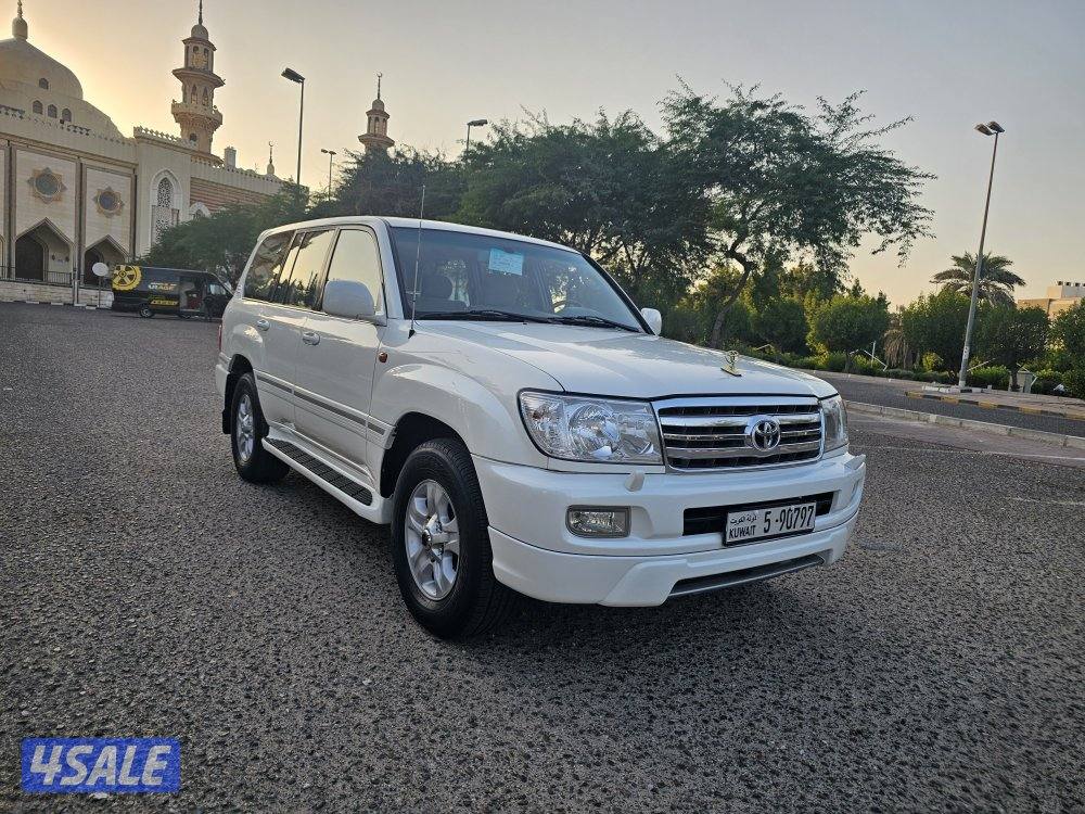 لاندكروز GXR الساير بحالة الوكالة4