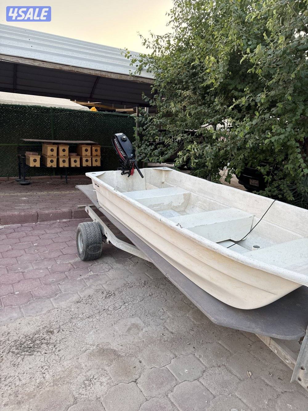 للبيع ماشوة مع مكينتين وعربانه1