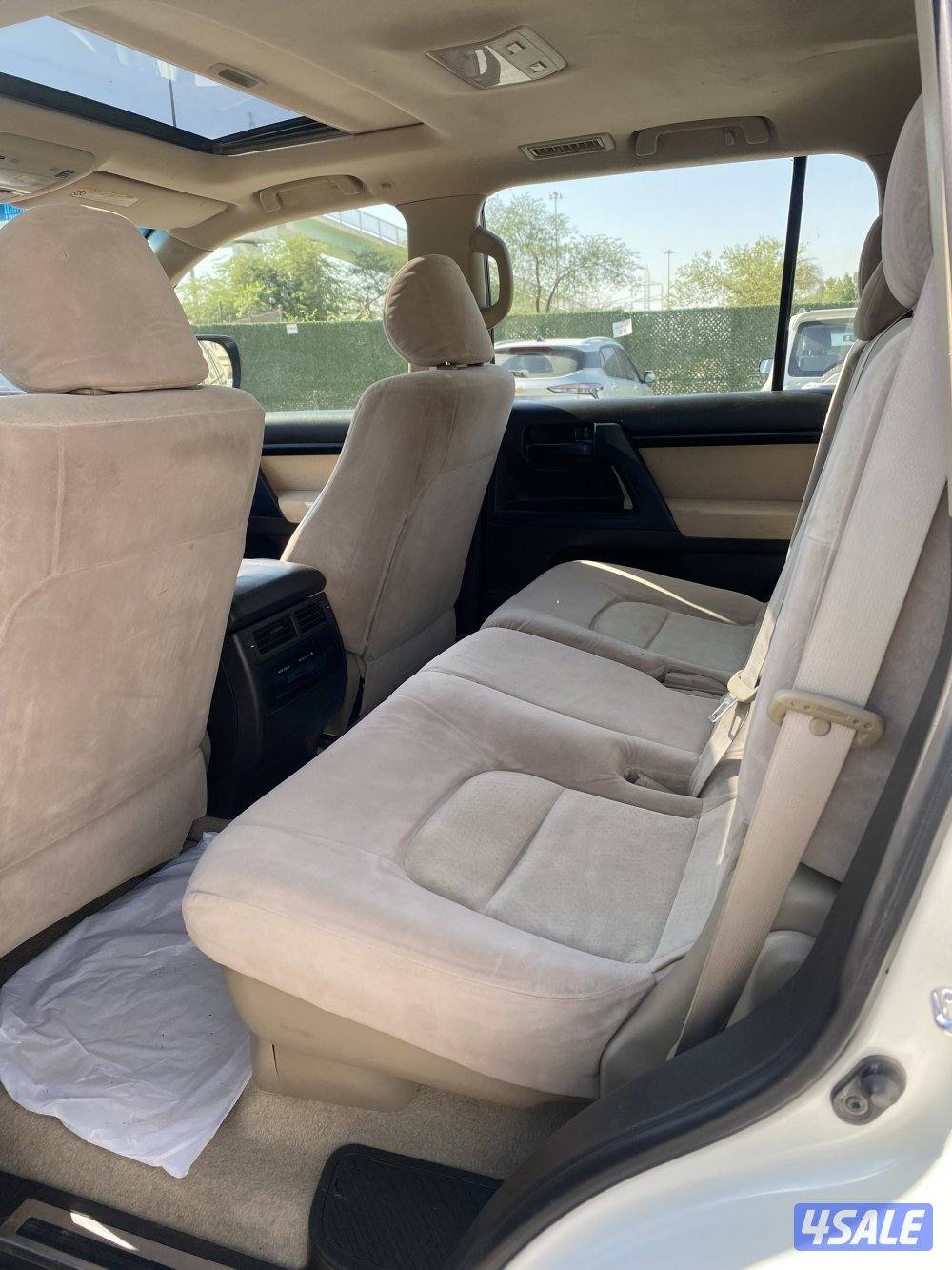 البيع لاندكروزر GXR8