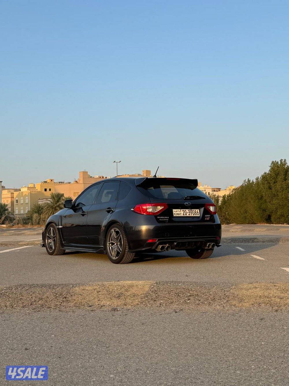 2011 Subaru Impreza WRX STI hatchback 2.5 
القير: تماتيك
ممشى السيارة:1